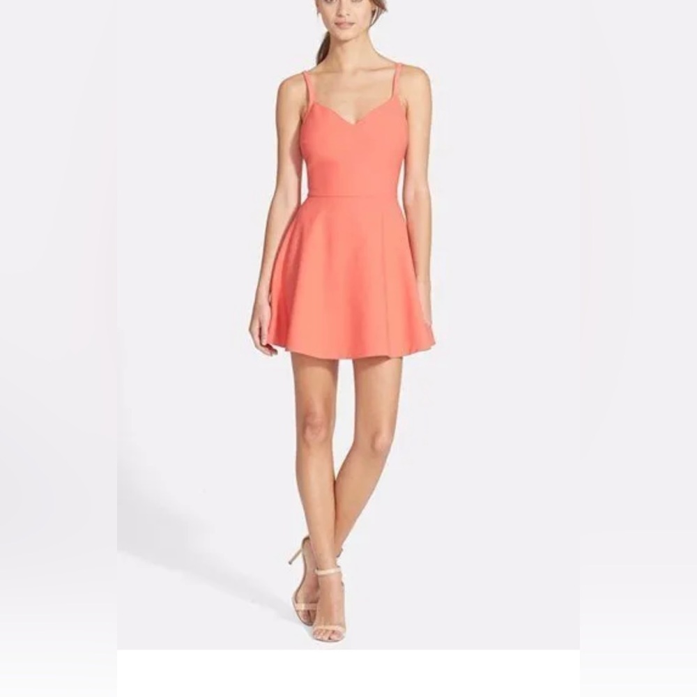 Elizabeth and James size 6 coral dress.